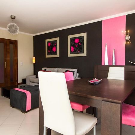 Family Apartment - Pool And Garden & Playground & Beach & Albufeira Exterior photo