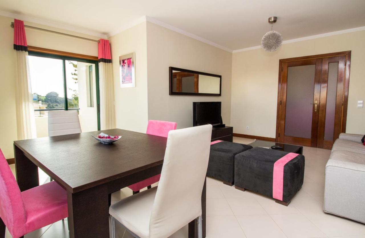 Family Apartment - Pool And Garden & Playground & Beach & Albufeira Exterior photo
