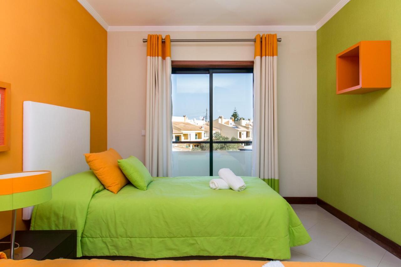 Family Apartment - Pool And Garden & Playground & Beach & Albufeira Exterior photo