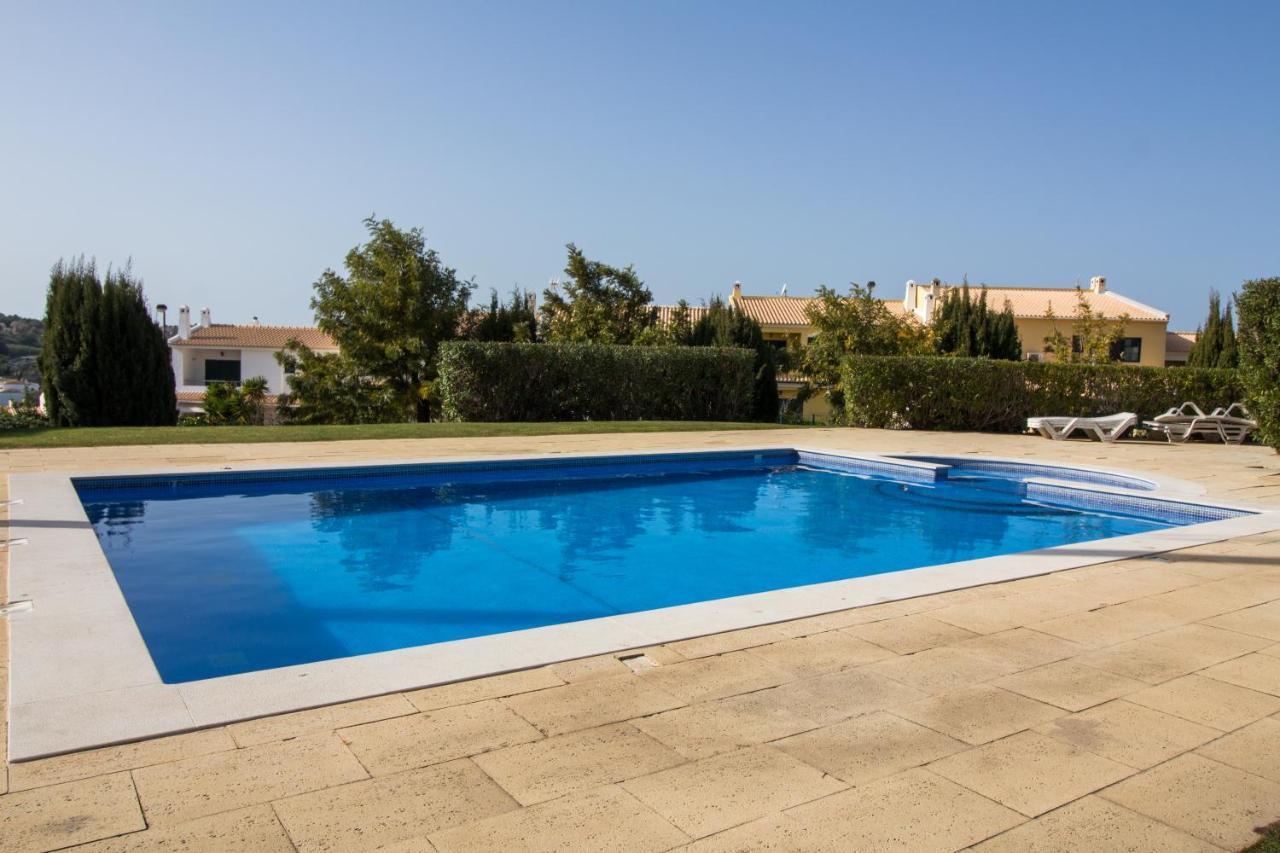 Family Apartment - Pool And Garden & Playground & Beach & Albufeira Exterior photo